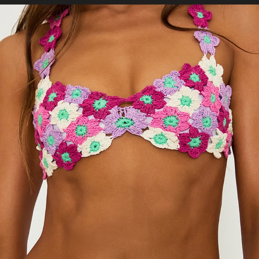 Beach Riot Crochet Floral Bikini Top Medium NWT